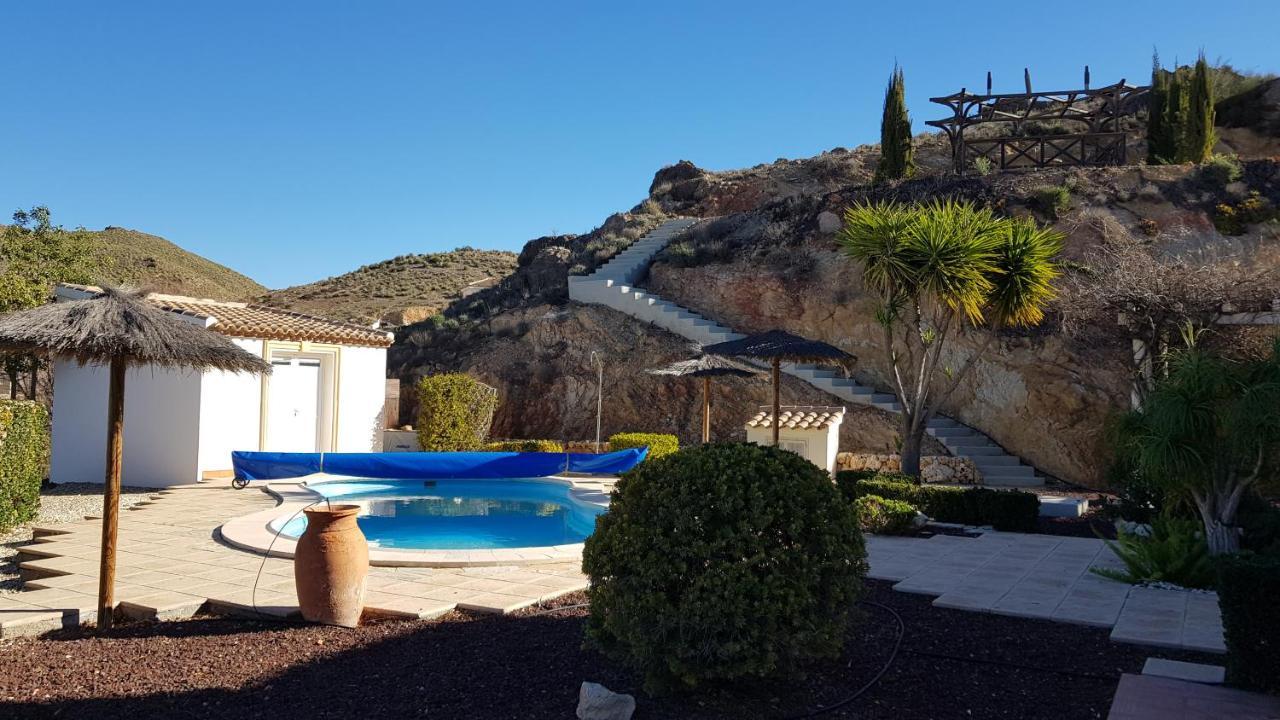 Villa Rosada - luxurious 3-bedroom villa with garden&pool Cantoria Exterior foto